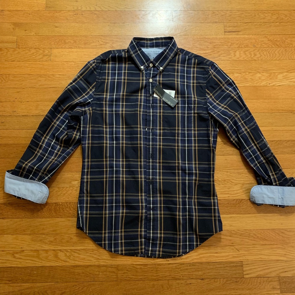Banana Republic casual button down (Men’s)